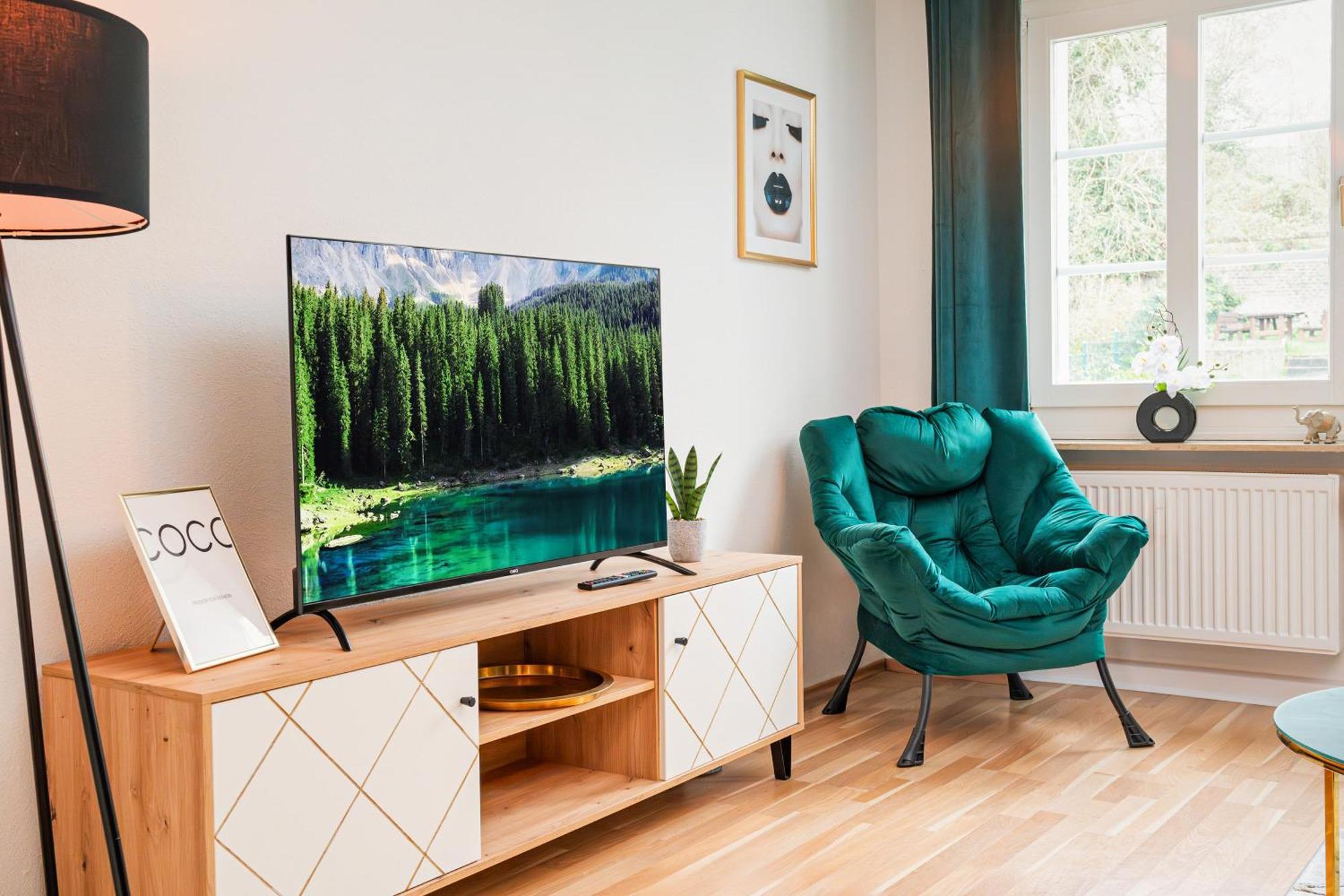 Smart Home - Wuppertal - Perfect For 6 Guests - Central - Netflix - Schwebebahn - Free Parking Zone Eksteriør bilde