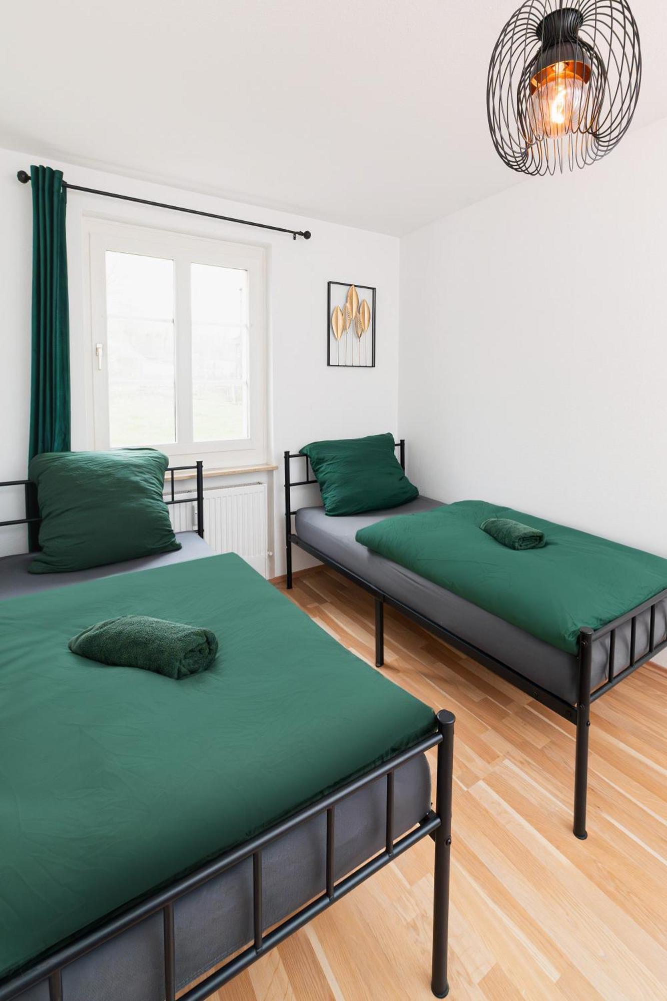 Smart Home - Wuppertal - Perfect For 6 Guests - Central - Netflix - Schwebebahn - Free Parking Zone Eksteriør bilde